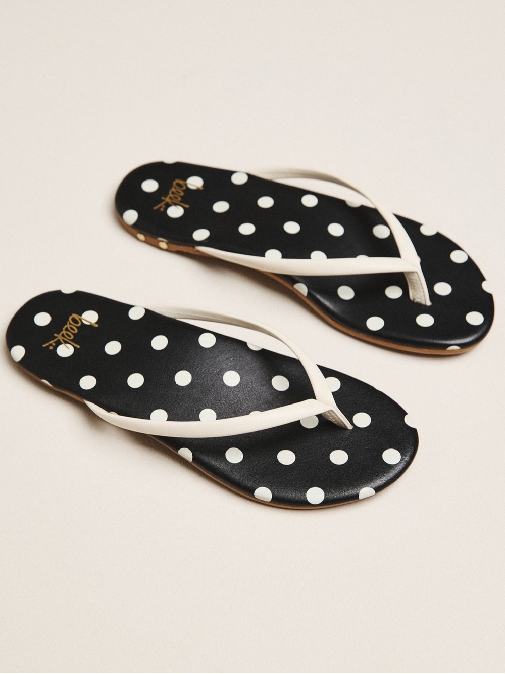 NEW Beek Sunbeam Flip Flop in Black / Vanilla Dot